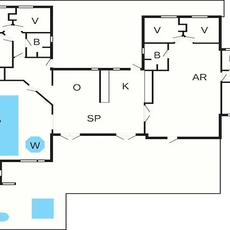 Spacious Retreat Near 別荘 *