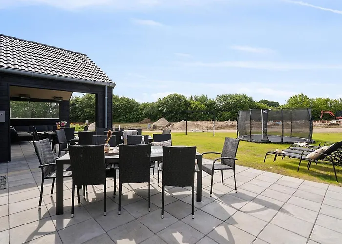 Spacious Retreat Near - By Traum *